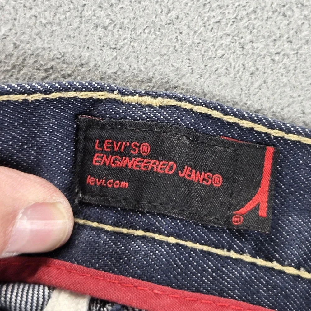 Vintage Levis Engineered Jeans Mens Blue Dark Wash Twisted Fits 26x28